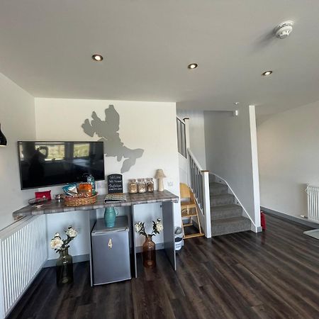 The Bridge Self Catering Villa Kilmaluag Екстериор снимка