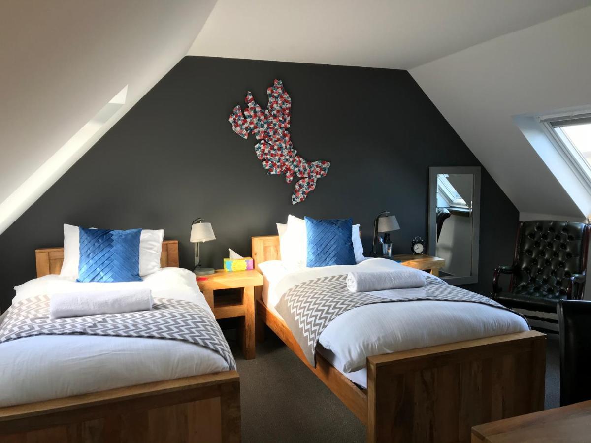 The Bridge Self Catering Villa Kilmaluag Екстериор снимка